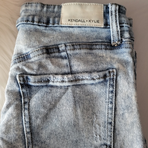 Women Kendall &Kylie Jean's Size 28x24 - Picture 4 of 6